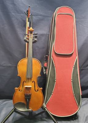 Store Special Product - Stentor 1/2 Violin Outfit ST1500