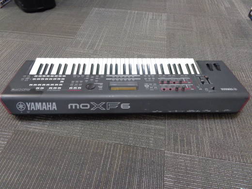 Store Special Product - Yamaha - MOXF6